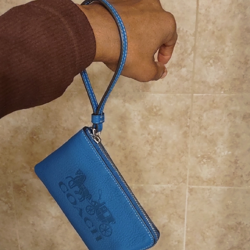 Coach Cobalt Blue Leather Pouch - Picture 9 of 9